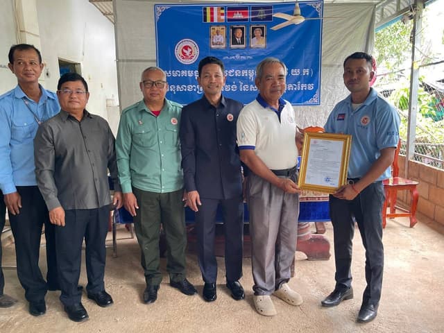 ពិធីប្រគល់លិខិតតែងតាំងគណៈកម្មការសាខា